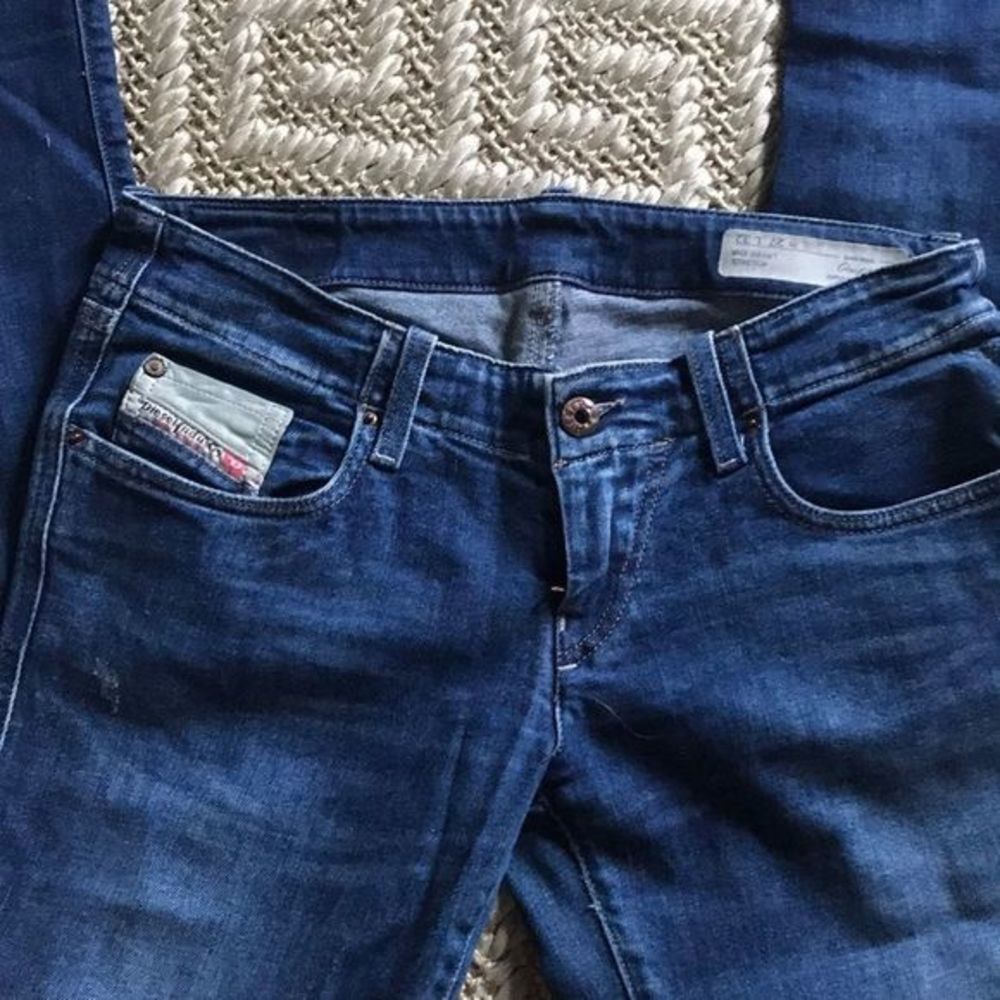 🌸HP🌸Blue Diesel Women’s skinny‎ jeans - Picture 4 of 8